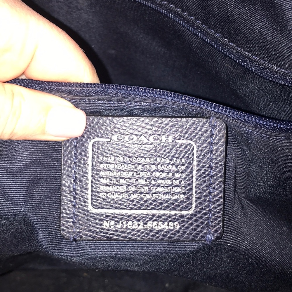 Coach tote - Picture 2 of 4